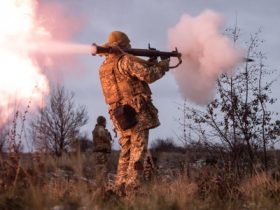 As Trump pushes ceasefire talks, Ukrainians push back with conditions