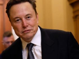 Ethics concerns surround Musk’s dual role as defense CEO, federal employee