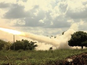 Army experiments with integrating attack drones into artillery formations