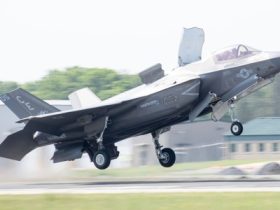 The jets were late. Lockheed got on-time bonuses anyway