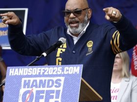 House NDAA would exempt Defense civilians from union ban