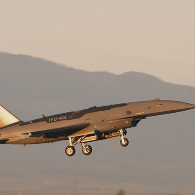 Anduril’s drone wingman makes first flight, following software delays