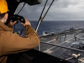 CNO cautions against extending carrier’s deployment for Iran ops CNO cautions against extending carrier’s deployment for Iran ops