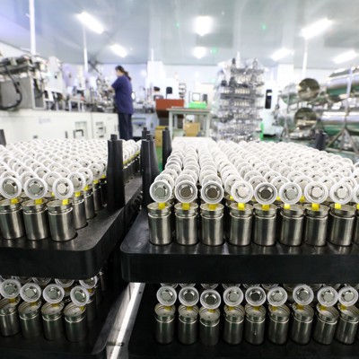 DOE seeks batteries with four times the juice