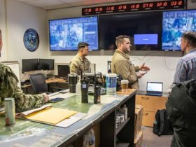 Startup debuts agentic AI assistant for war