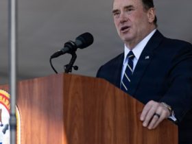 Navy secretary leaving the Pentagon, ‘effective immediately’