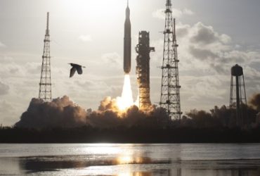 With launches slated to grow a hundredfold, Space Force seeks more sites, money, people, and AI