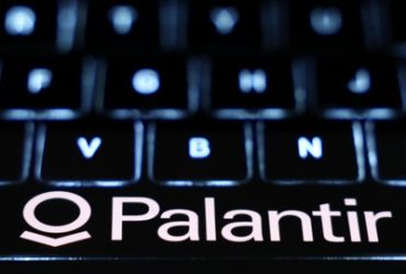 Pentagon hands Palantir up to 4M in no-bid work